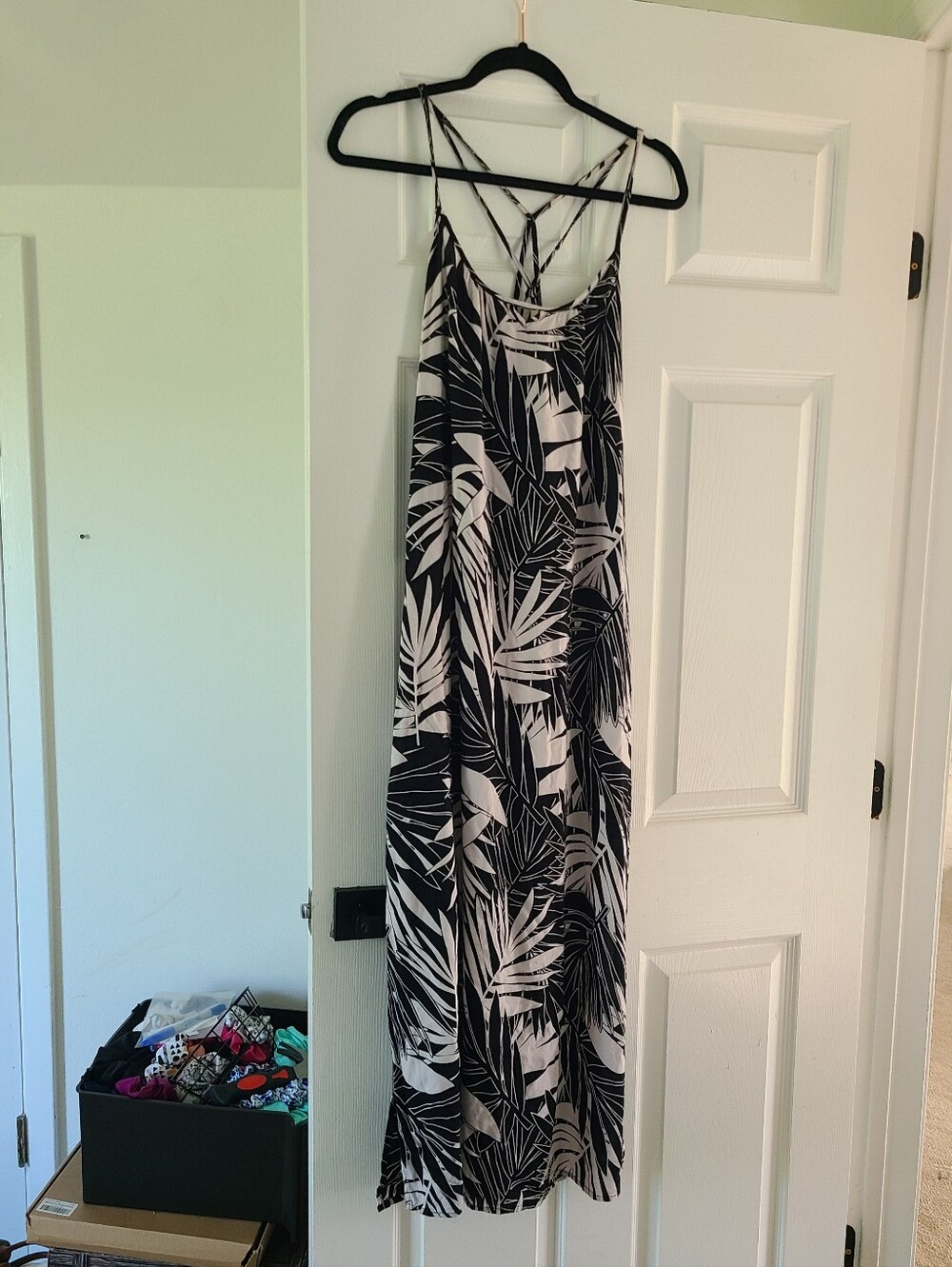 Roxy black white tropical print maxi spaghetti strap dress Soze XS